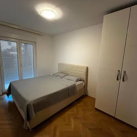 Gennie Apartment